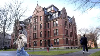 Ca pe vremea lui Hoover. Trump „expulzează” studenții străini de la Harvard