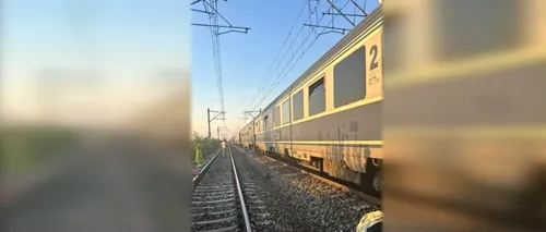 Trafic feroviar oprit din cauza unui TREN privat de marfă defect între stațiile Vadu Lat-Zăvestreni/Întârziere de 105 minute în Gara de Nord