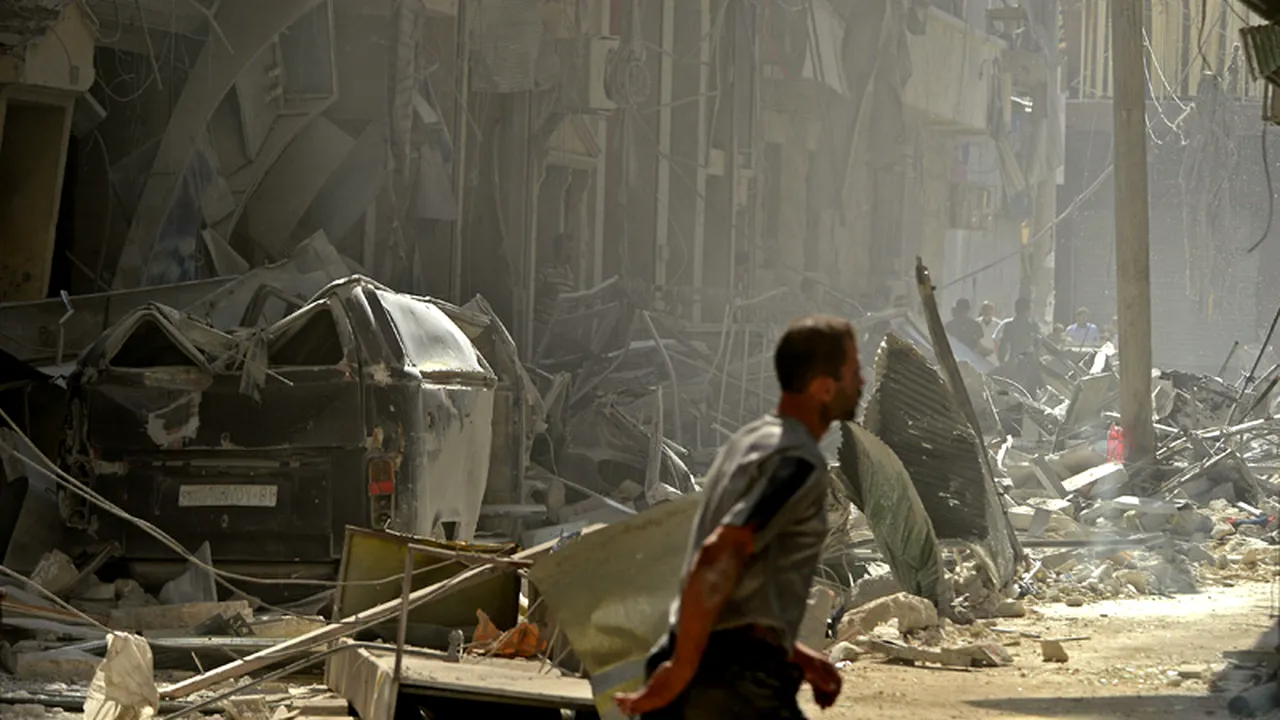 Un bărbat s-a aruncat în aer în fața sediului Ministerului sirian de Interne