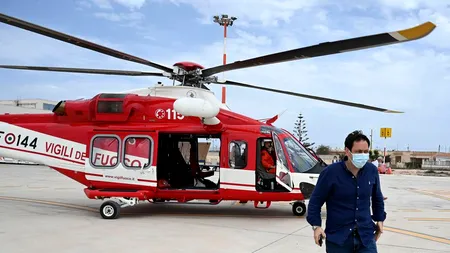 O femeie infectată cu Covid-19 a născut într-un elicopter