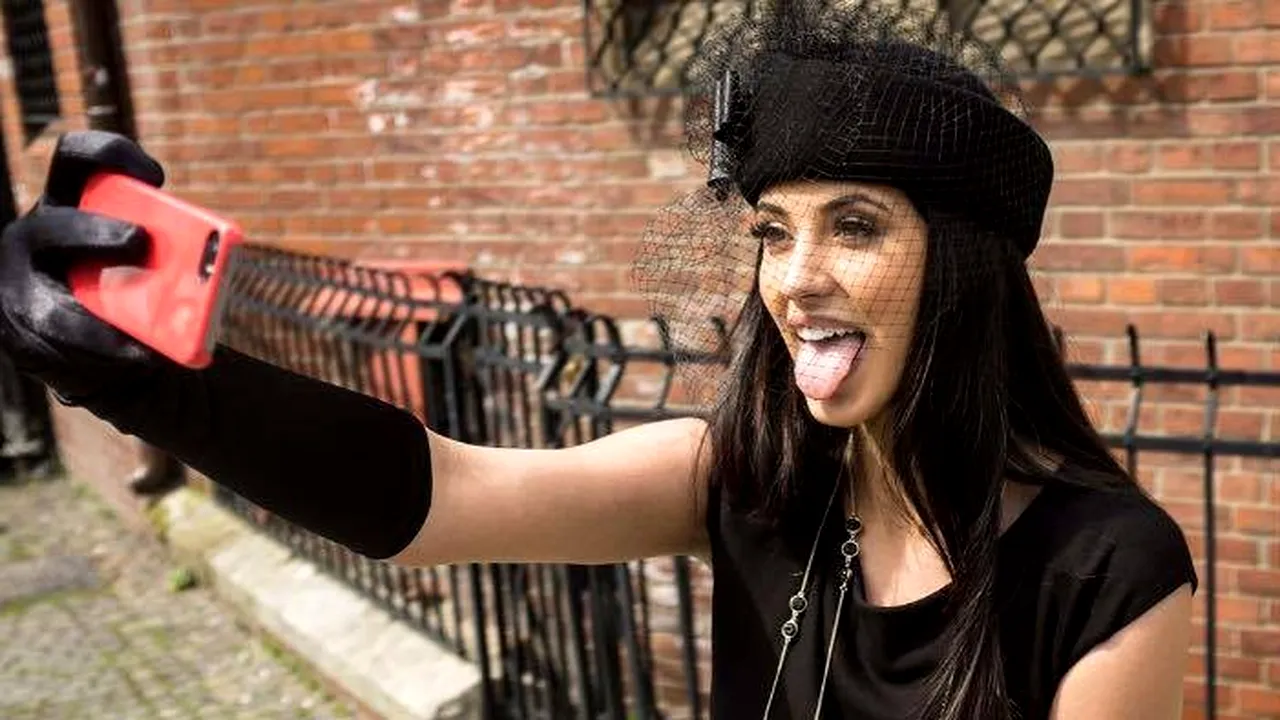 Generația #Selfie nu mai ține cont de vârstă