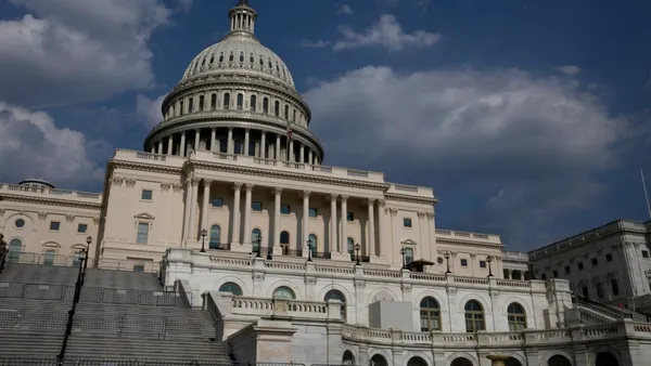 Curiozități istorice legate de ceremoniile de învestire prezidențială din SUA. Cine a adunat cei mai mulți oameni în D.C. la depunerea jurământului