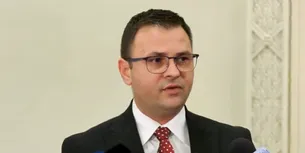 <span style='background-color: #2232e5; color: #fff; ' class='highlight text-uppercase'>POLITICĂ</span> Daniel SUCIU, despre pensiile militarilor: Parlamentarii Partidului Social Democrat vor vota, în unanimitate, acest proiect de lege