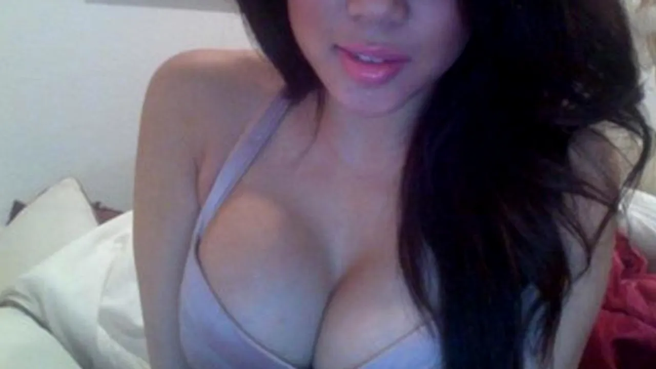 Două tinere din Vaslui au fost condamnate la închisoare după ce au publicat pe internet imagini indecente cu o minoră, filmate de prietenul ei