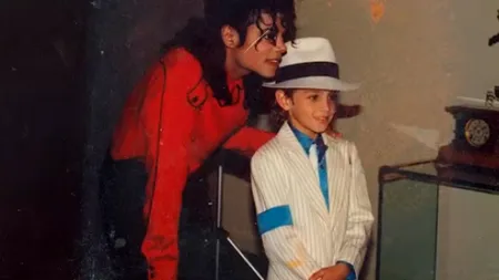 Moștenitorii lui Michael dau în judecată HBO pentru filmul LEAVING NEVERLAND. Legătura între REGELE MUZICII POP și rețeaua de televiziune a început la BUCUREȘTI