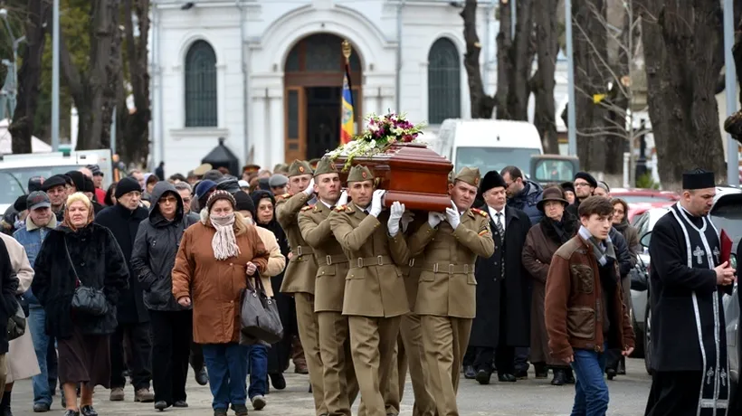 Actrița Irina Petrescu a fost înmormântată, vineri, cu onoruri militare
