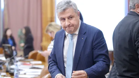 Legile Justiției, adoptate cu scandal. USR i-a bruiat pe parlamentarii puterii cu Recviem-ul lui Mozart: „Ați îngropat Justiția