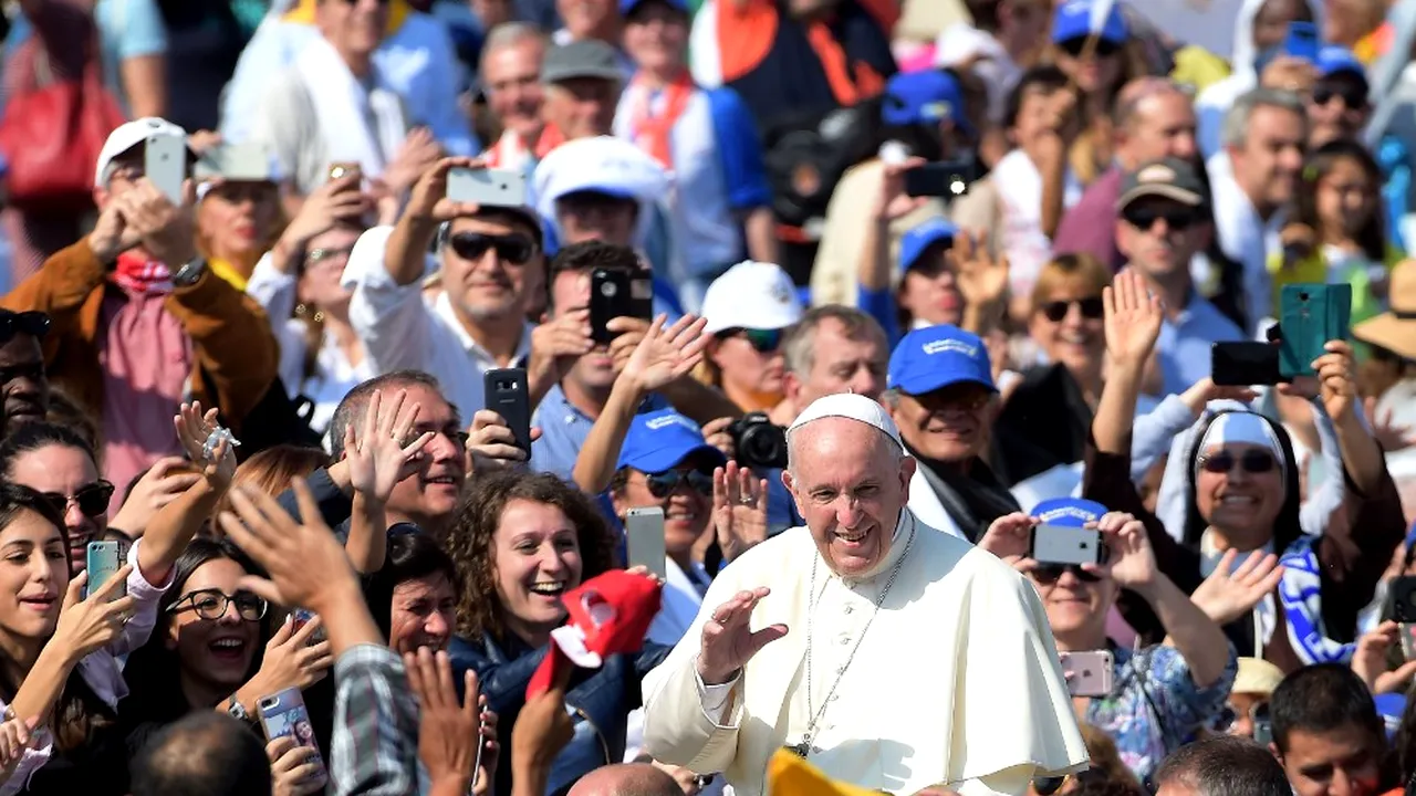 Tot mai puțini și tot mai bogați