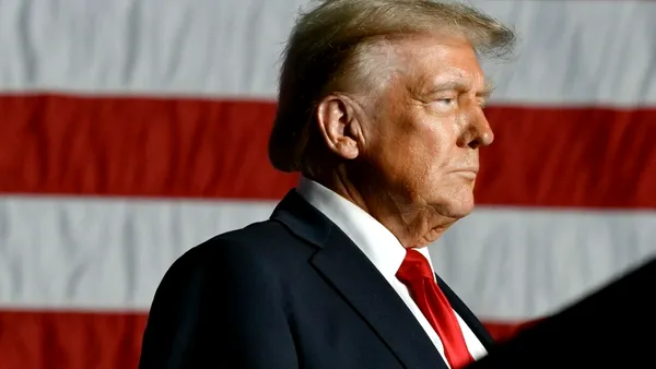 Trump susține că singura amenințare rămasă în Strâmtoarea Ormuz este cea a minelor marine. Ce reproșează Chinei, Japoniei și Europei