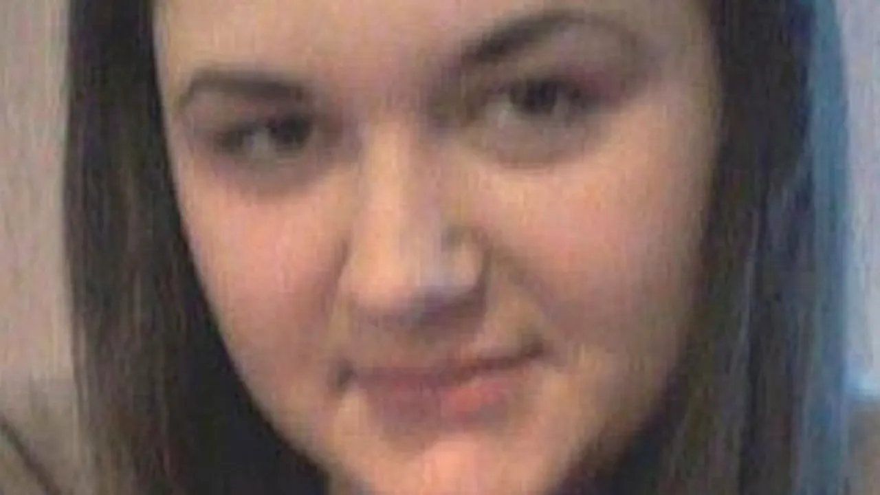 O elevă de 16 ani din Tulcea dispărută de o săptămână, căutată de polițiști