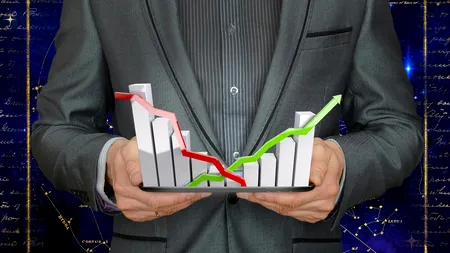 Horoscop zilnic, 3 decembrie 2023. Zodia care descoperă că banii nu aduc fericirea