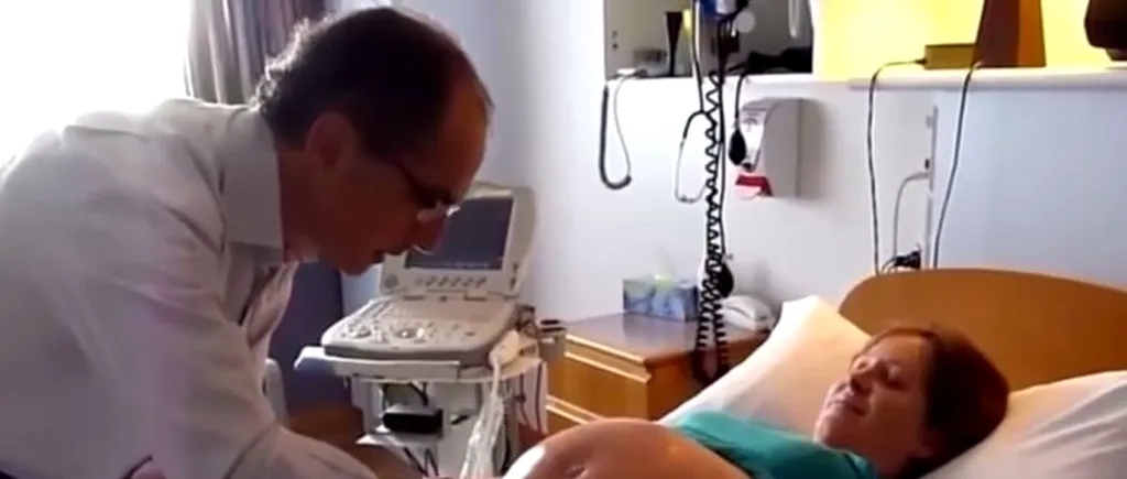 Ce îi face acest doctor unei femei însărcinate ar putea fi considerat o MINUNE. Clipul care a emoționat o lume întreagă