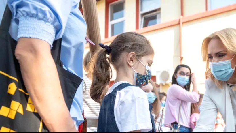 Firea anunță lansarea oficială a proiectului „Școli sănătoase în București”: 250.000 de elevi din Capitală se vor putea testa gratuit pentru coronavirus