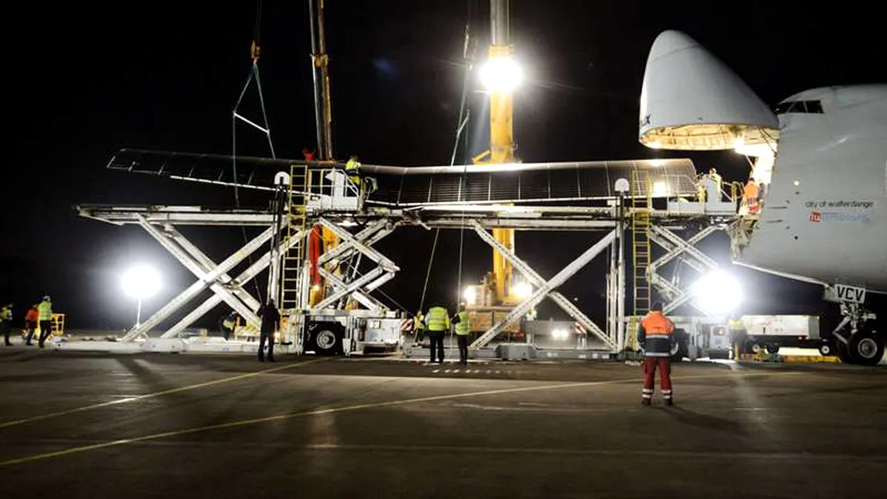 Primul avionul solar, gata de zbor