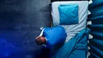 Motivul surprinzător pentru care mulți oameni se trezesc între 2 și 4 dimineața. Iată ce poate însemna acest obicei