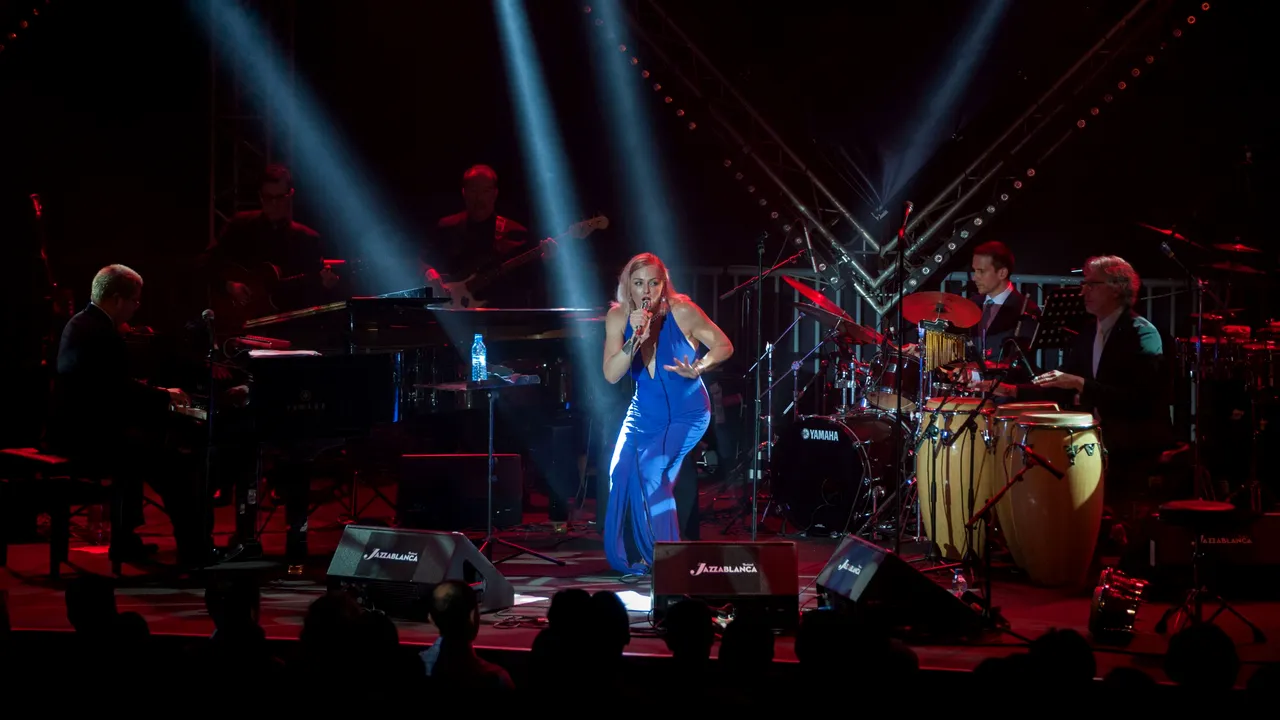 CONCERTELE lunii decembrie în Capitală: Pink Martini, Gipsy Kings și orchestre vieneze