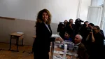 Cine este Iliana Iotova, câștigătoarea primului tur al alegerilor prezidențiale din Bulgaria. Și-a început cariera ca reporter și prezentatoare TV