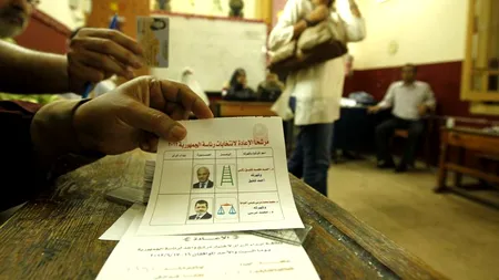 ALEGERI PREZIDENȚIALE ÎN EGIPT, a doua zi a turului doi. Egiptenii au de ales între un regim islamic și un reprezentant al fostei puteri