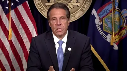 Guvernatorul din New York, cercetat de procurori pentru hărțuirea sexuală a cel puțin 11 femei, a demisionat. Oficialul neagă acuzațiile