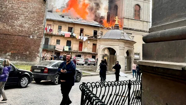 Rusia a atacat vestul Ucrainei, în plină zi. Imagini cu Liovul atacat de dronele Moscovei