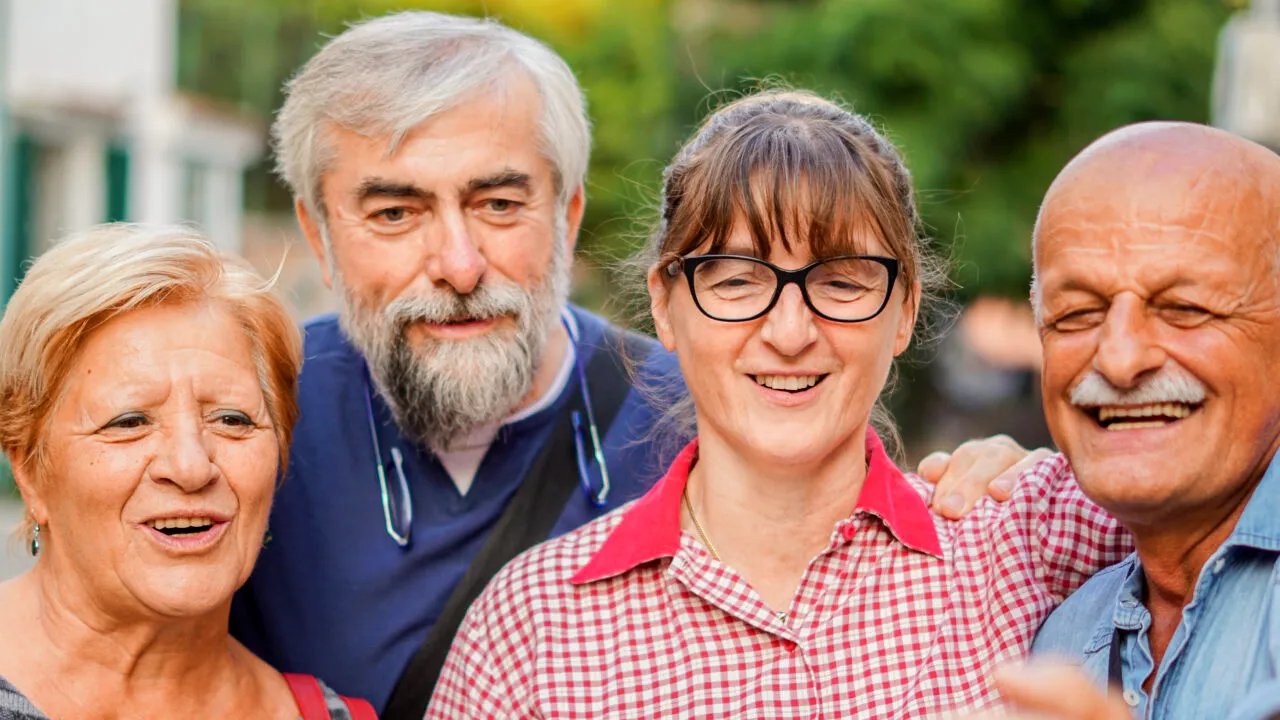 Femeile se pot PENSIONA mai devreme chiar și cu zece ani. Ce spune noua lege a pensiilor