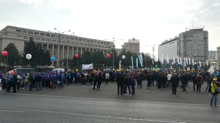 Piața Victoriei, din nou locul protestelor: cine sunt românii care nu și-au mai primit salariile de 5 luni