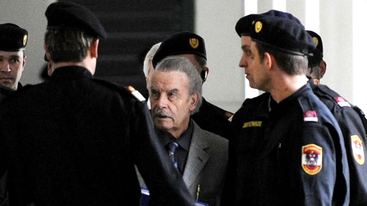 Decizie în cazul lui Josef Fritzl, care și-a sechestrat și VIOLAT fiica timp de 24 de ani: „Monstrul din Amstetten” poate cere eliberarea condiționată