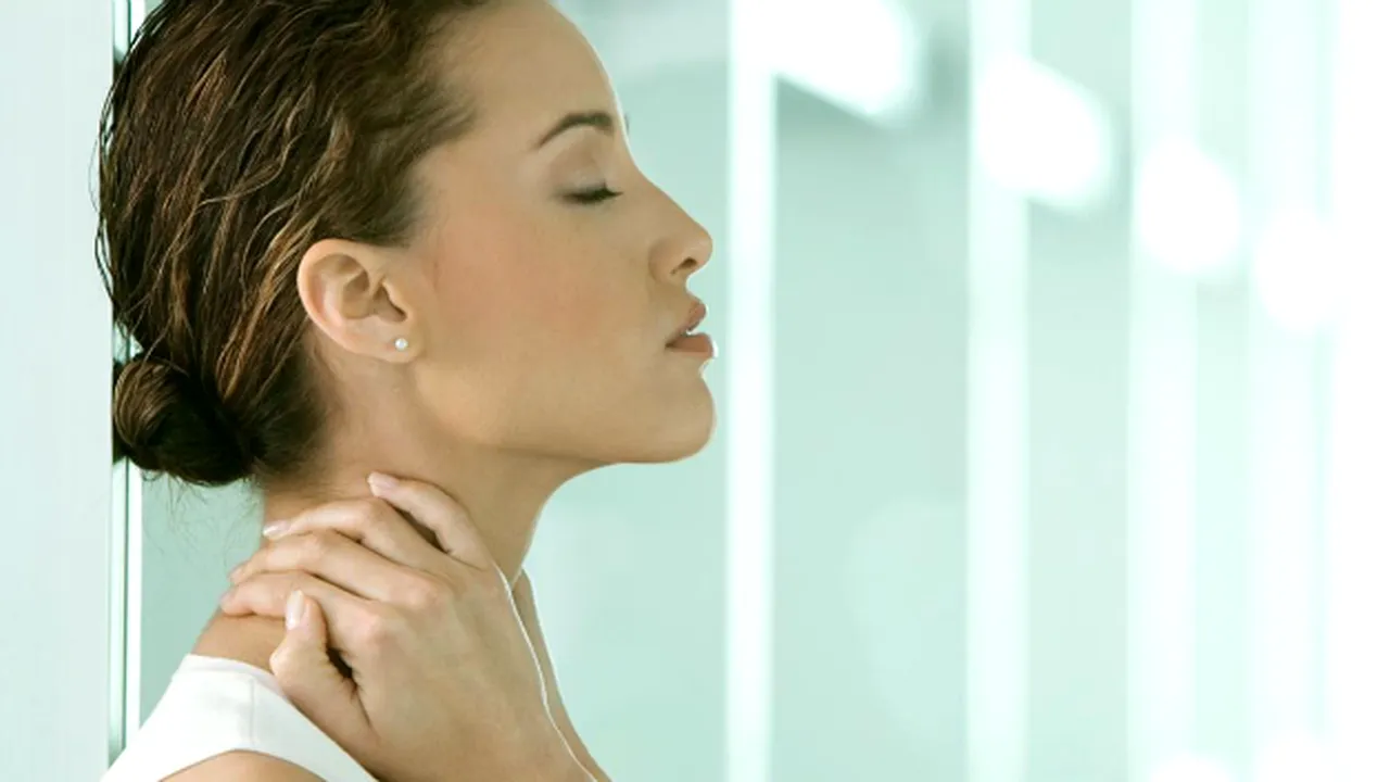 Ce spun gâtul și brațele despre problemele cu care ne confruntăm