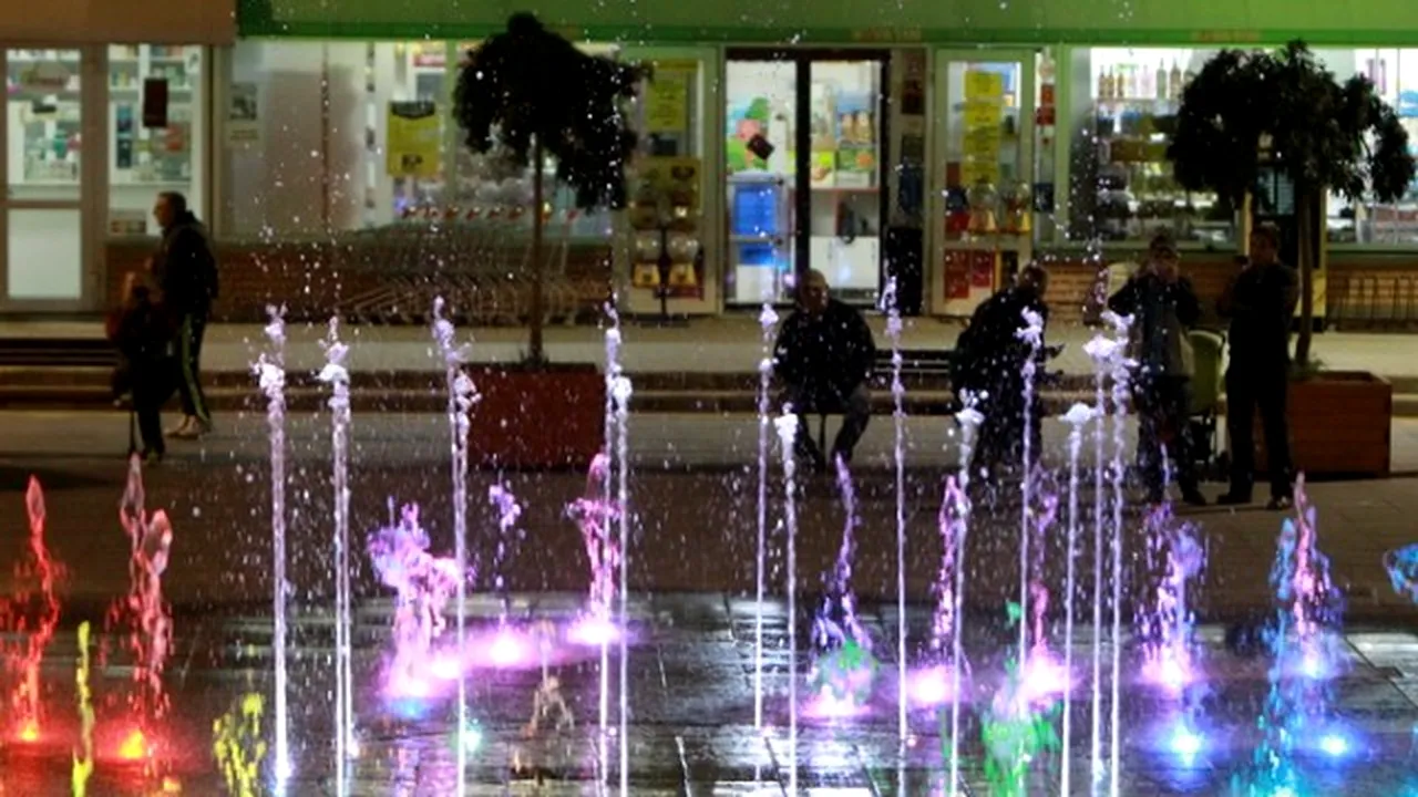 Fântână de 100.000 de euro, inaugurată de primarul din Timișoara în cartierul în care locuiește