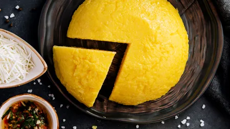 Impactul consumului de MĂMĂLIGĂ asupra organismului uman: Cât de benefic este cel mai popular preparat tradițional românesc pentru sănătate