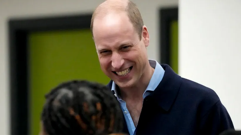Prințul William, filmat râzând în prima apariție publică după ce Kate Middleton a fost diagnosticată cu CANCER