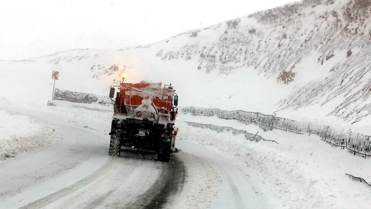 VREMEA - PROGNOZA METEO. Care sunt regiunile țării în care va ninge. Cum va fi vremea în următoarele 10 zile
