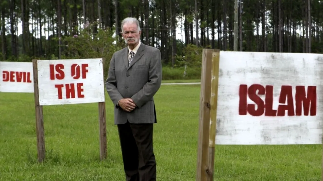 Povestea pastorului Terry Jones, al doilea cel mai căutat om de Al-Qaeda. De ce nu se ascunde