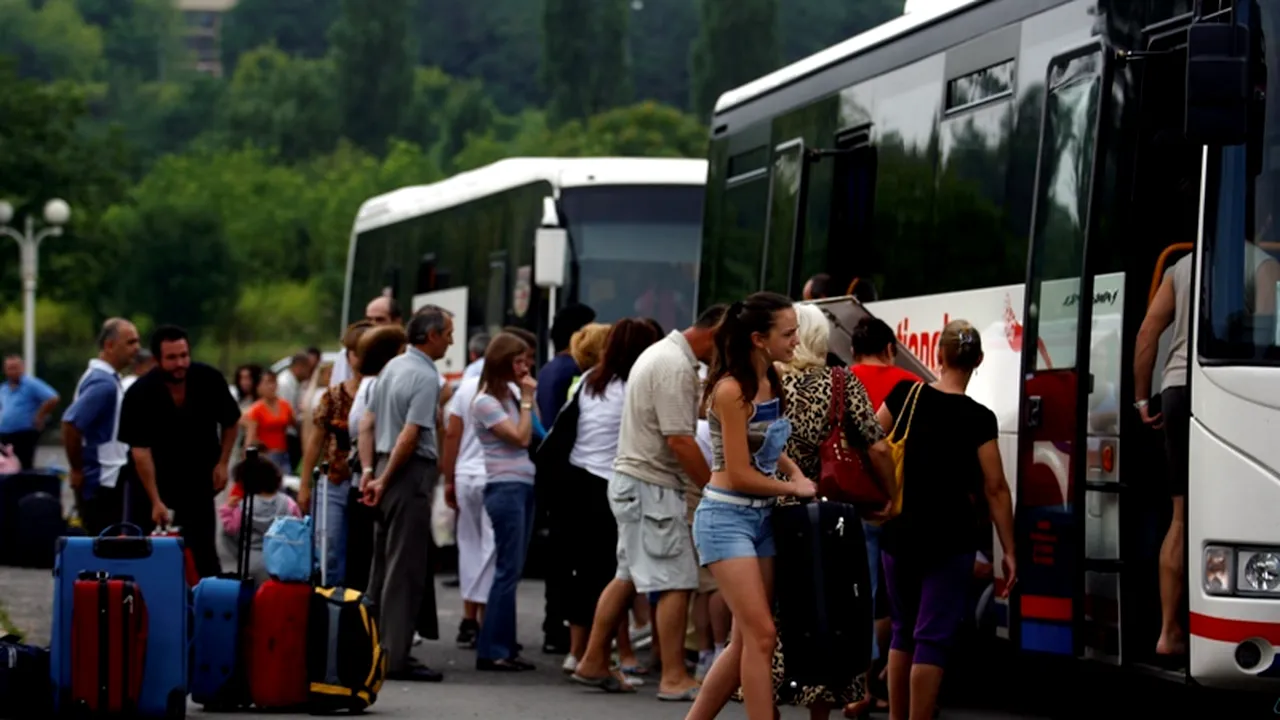 ISMB: Profesorii însoțitori vor da declarații că răspund de copiii cu care pleacă în excursii 