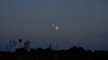 Pământul va avea două luni în această TOAMNĂ. În ce condiții poți vedea al doilea satelit natural