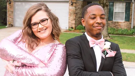 „Wow, te iubește chiar dacă ești atât de grasă!