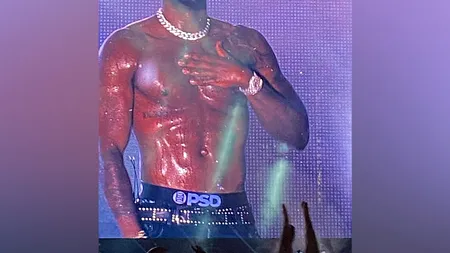 Jason Derulo, pe scenă la Craiova cu lenjerie pe care scria „PSD”. Reacția internauților | VIDEO