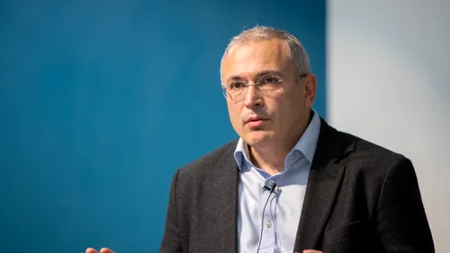 Omul de afaceri Mihai Hodorkovski le cere rușilor să iasă în stradă, pentru a-l îndepărta pe Vladimir Putin de la putere: „Schimbarea poate veni exclusiv prin revoluție”