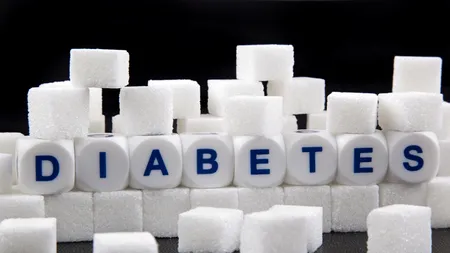 Primăria din Oradea, luminată în albastru de Ziua Mondială a Diabetului