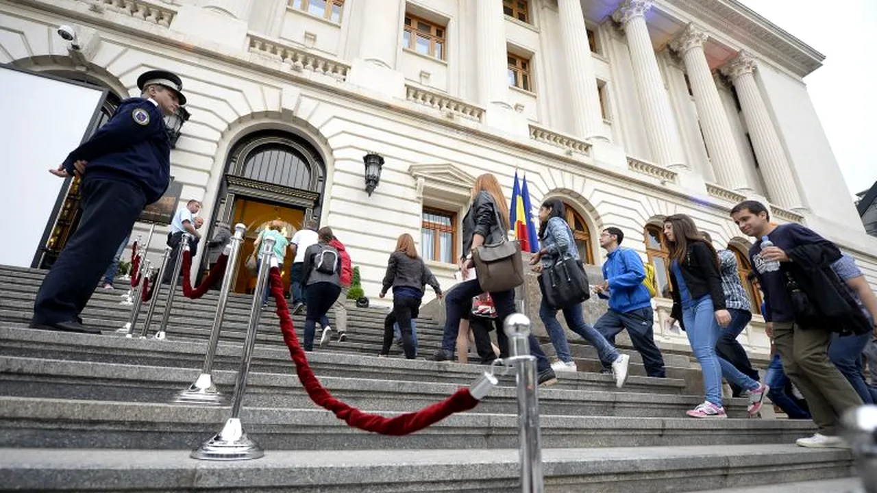 Noaptea Muzeelor 2015, momente inedite: Un „cimitir vesel