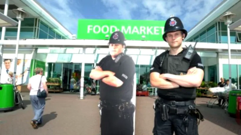 Polițistul de CARTON, soluția britanică pentru reducerea furturilor din magazine