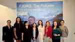 Mirabela Grădinaru a mers la Institutul Cultural Român din New York, unde a vizitat expoziția „FJORD. The Pictures”, semnată de Cristian Mungiu