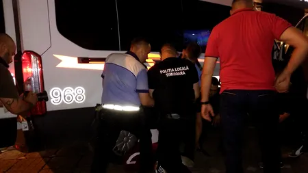 CU PISTOLUL în aer la concertul Connect-R de la Timișoara. Un tânăr euforic a fost ridicat de Poliție