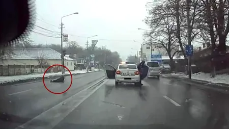 Un echipaj de poliție a salvat un bărbat aflat într-o criză de epilepsie căzut în mijlocul străzii