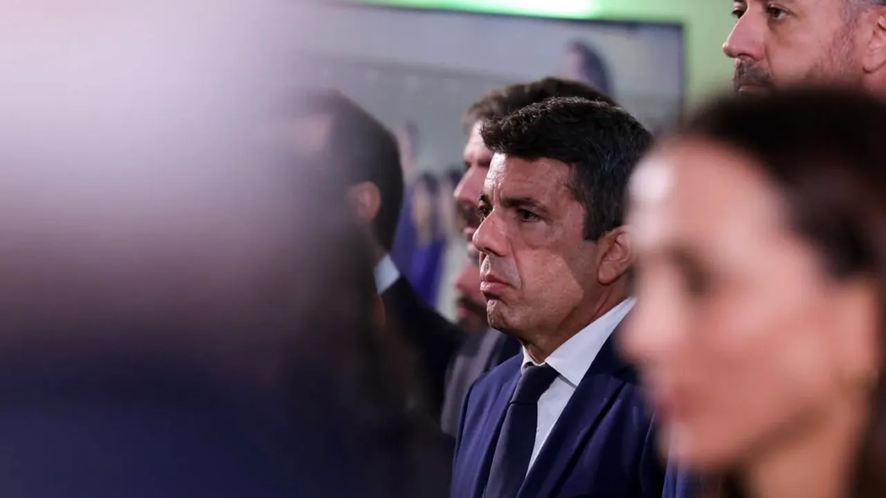 Liderul regiunii spaniole Valencia își anunță demisia după un an. Detaliile neștiute din seara în care inundațiile au făcut peste 200 de victime