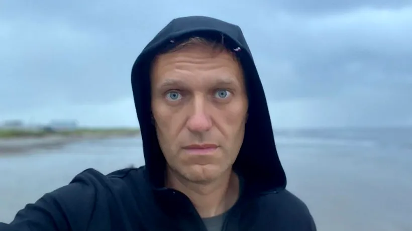 Alexei Navalnîi a aflat cum a fost otrăvit cu Noviciok, chiar de la agentul rus care l-a urmărit! Cum l-a convins să vorbească