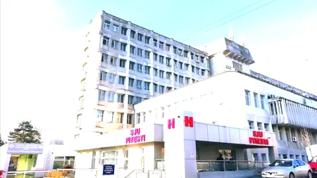 Pacienții AȘTEAPTĂ cu orele, la Spitalul Județean de Urgență Pitești. Medicii dau vina pe numărul mic de colegi de la Unitatea de Primiri Urgențe