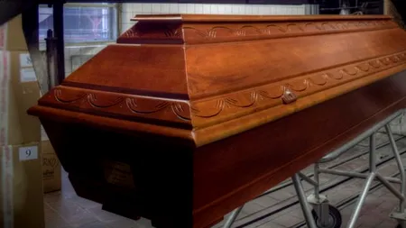 O bătrână din Polonia care fusese declarată moartă s-a trezit după 11 ore, la morgă