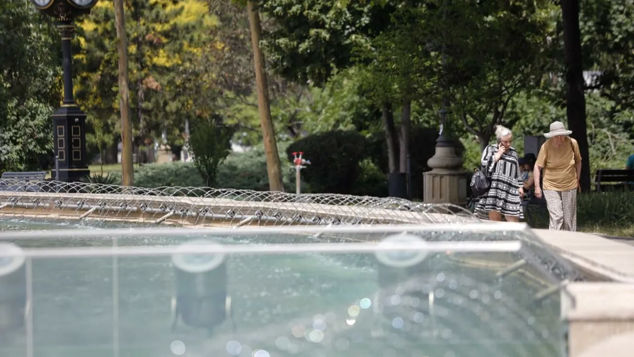 Vremea la extreme: cod galben de CANICULĂ în sud și furtuni puternice în Transilvania și Moldova