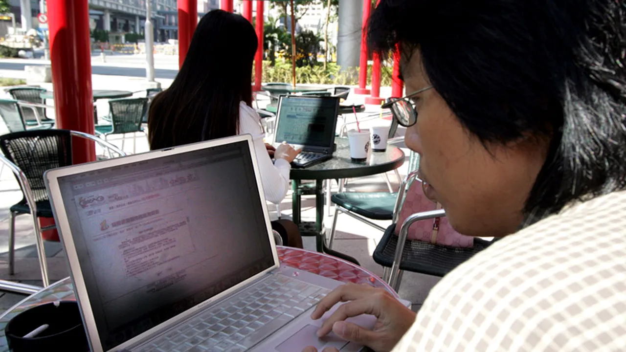 SUA și UE blochează 132 de site-uri de Internet, inclusiv românești, suspectate că vând produse contrafăcute